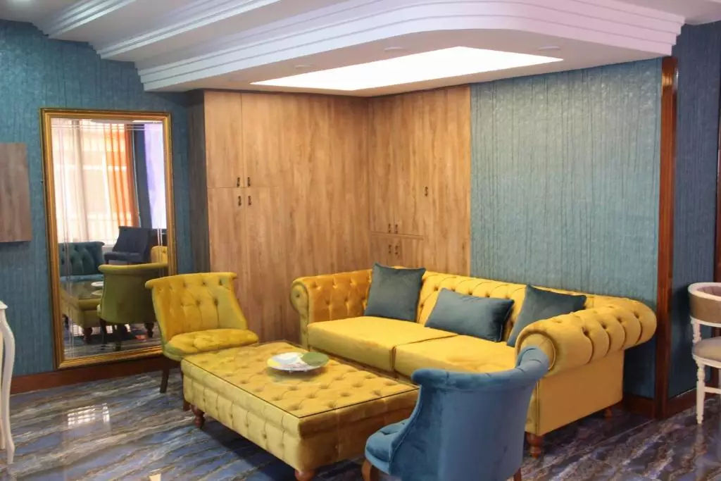 اتاق انتظار kaya madrid hotel